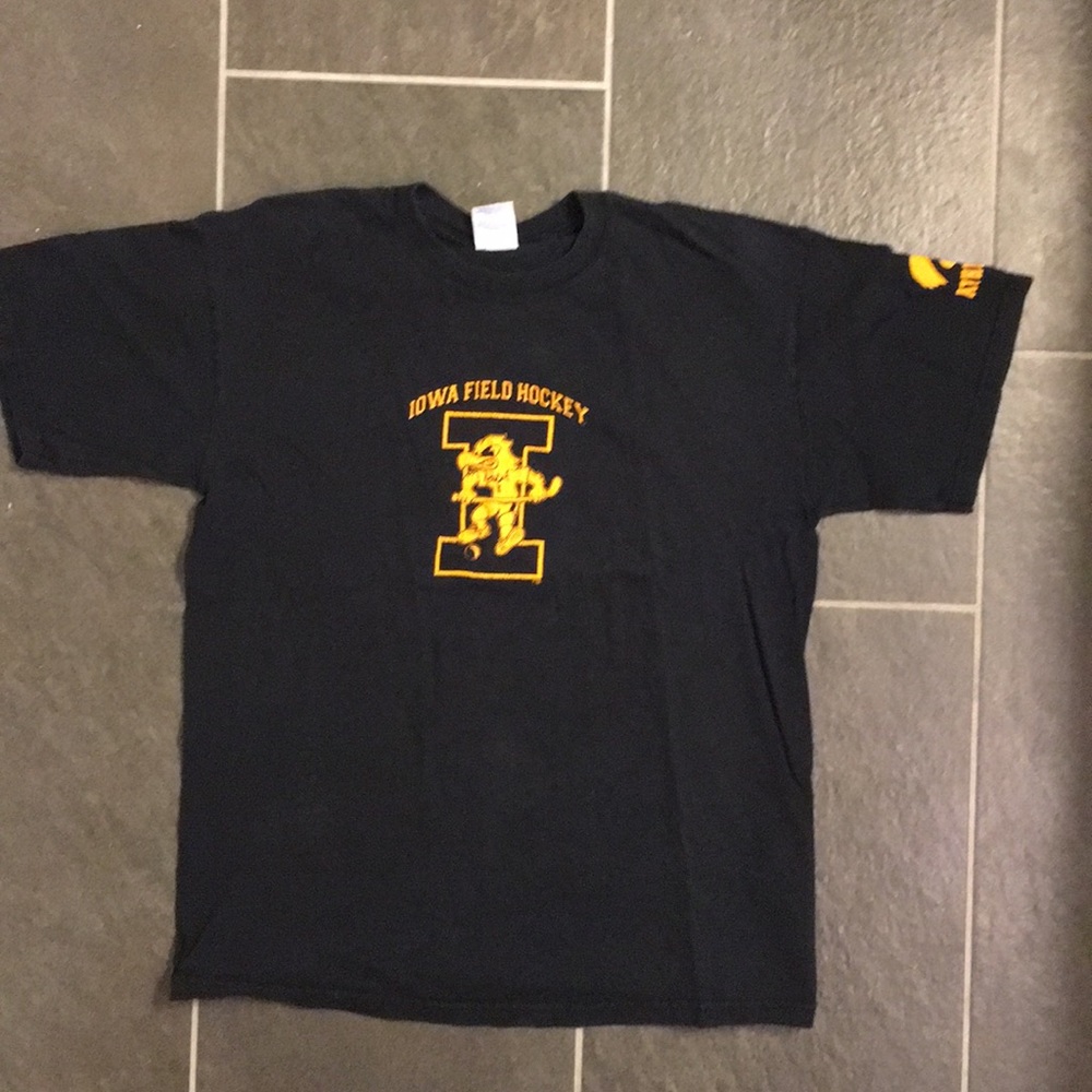 Iowa field hockey tee